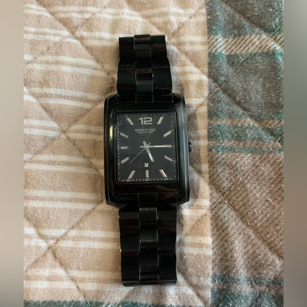Kenneth Cole KC3710 Mens Watch